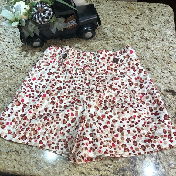 Ann Taylor High Rise Leopard Print Shorts Brown Red Tan 8 - Picture 2 of 10